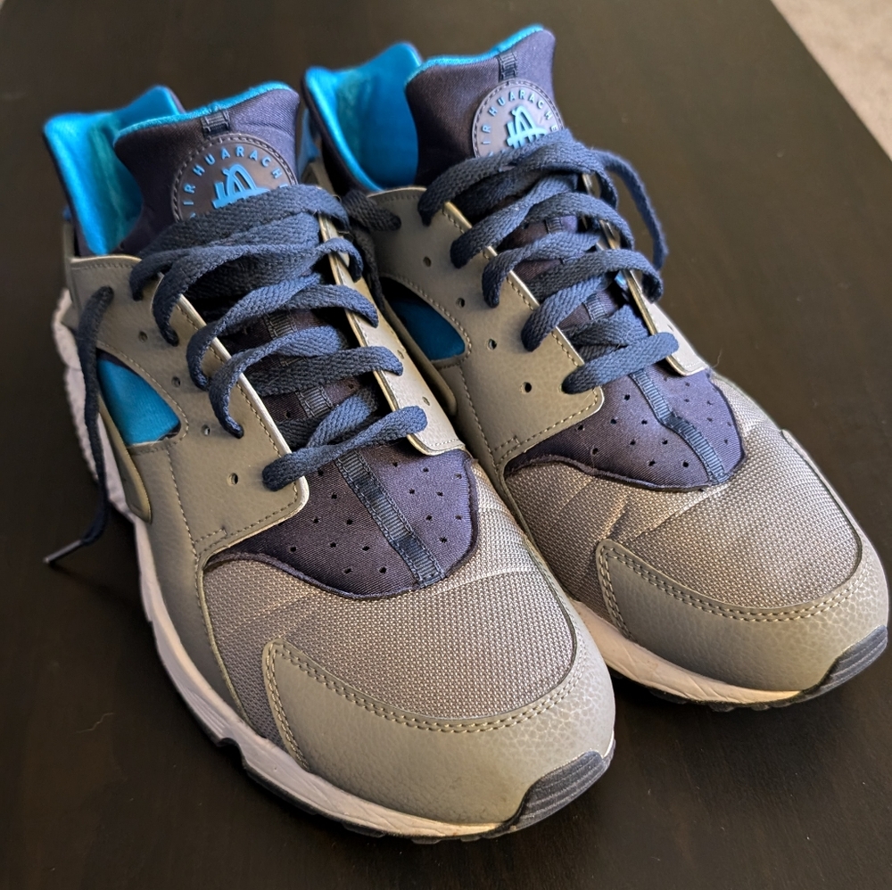 Men's Nike Huarache Criss Cross Trainer